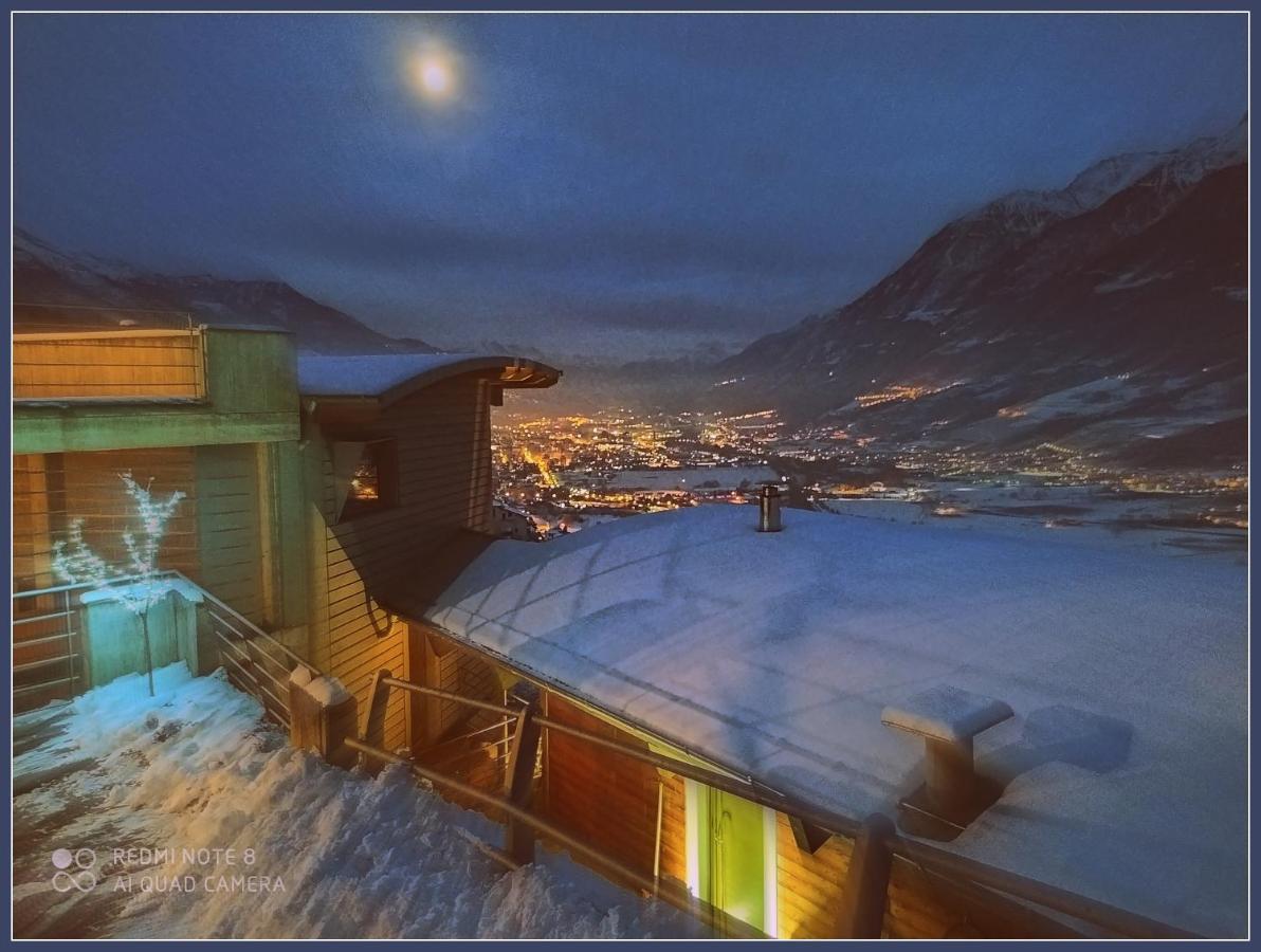 Chalet Con Jacuzzi Vista Montagne Aoste Extérieur photo